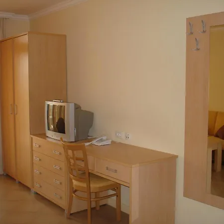 Aparthotel 1spal'nyi Apartament Santa Marina Sozopol' *